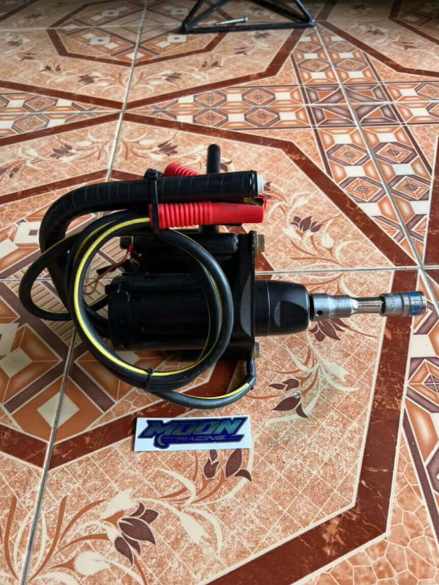 Cylinder Head Moon Racing