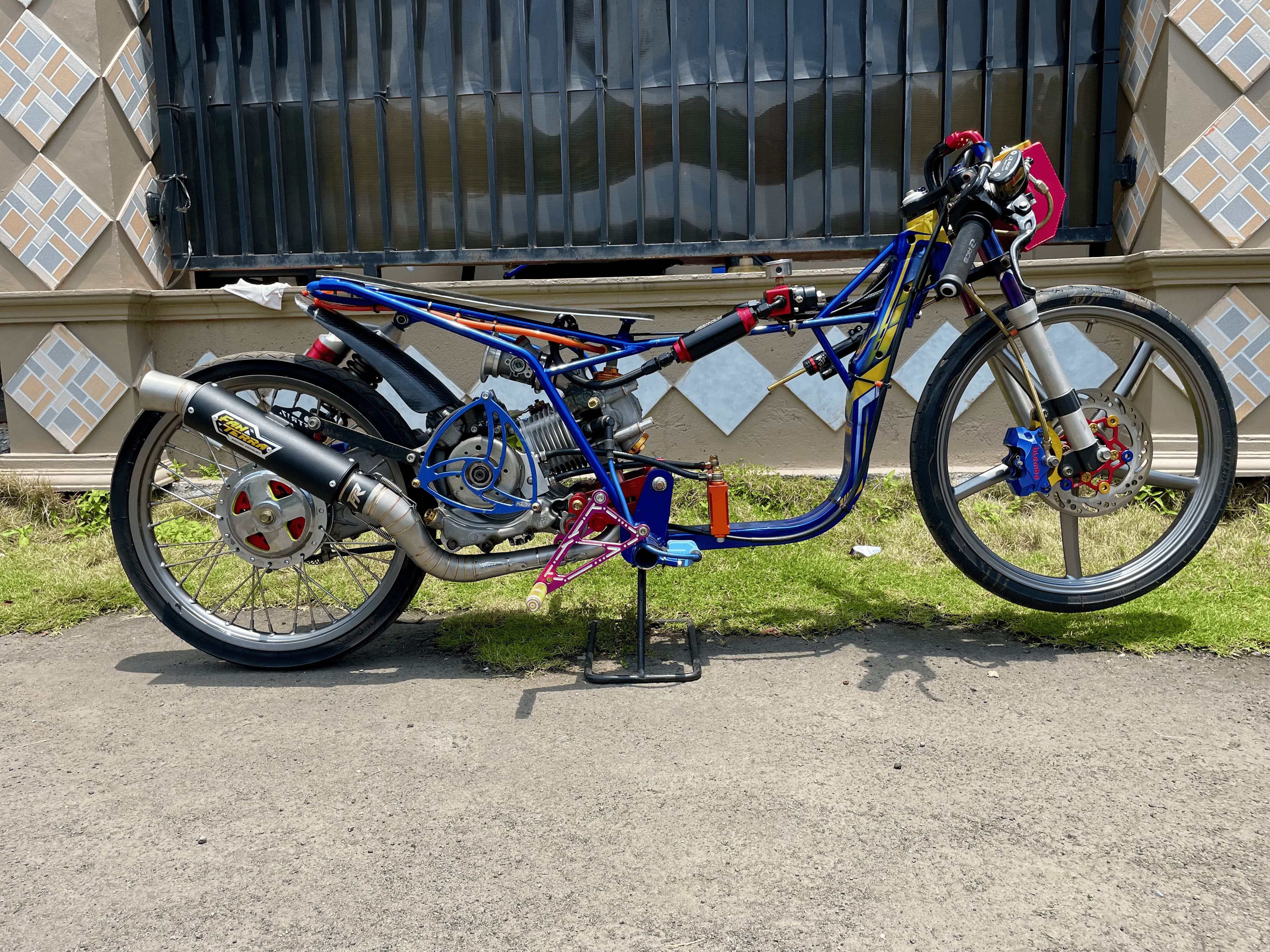 Pembalap Moon Racing